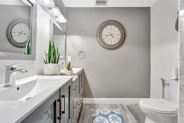 $820,000 | 1221 Southwest 59th Avenue, Plantation, FL 33317