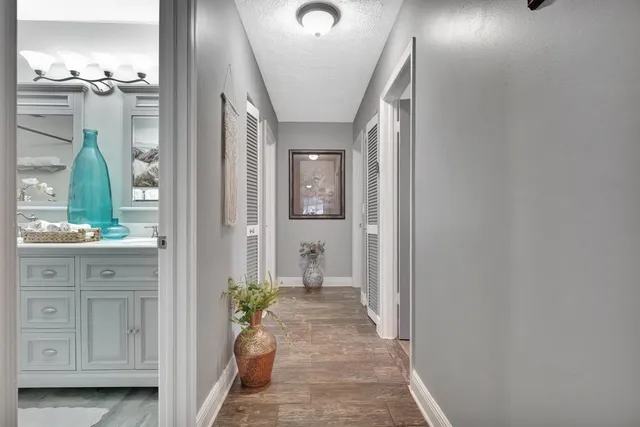 $820,000 | 1221 Southwest 59th Avenue, Plantation, FL 33317