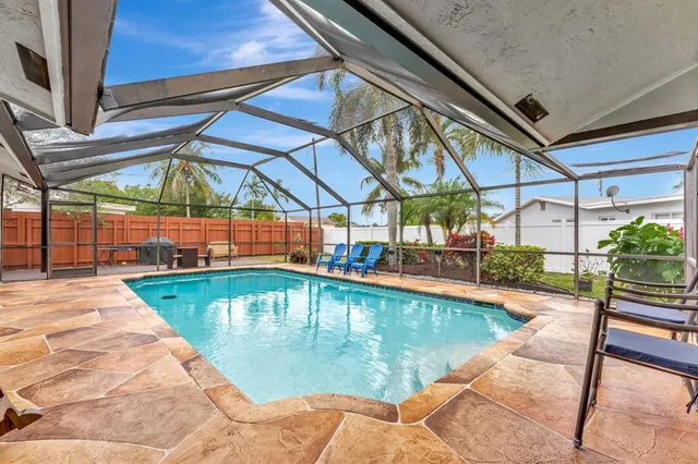 $820,000 | 1221 Southwest 59th Avenue, Plantation, FL 33317