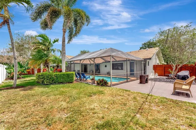 $820,000 | 1221 Southwest 59th Avenue, Plantation, FL 33317