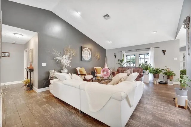 $820,000 | 1221 Southwest 59th Avenue, Plantation, FL 33317