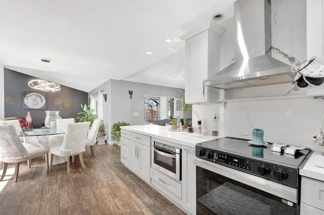 $820,000 | 1221 Southwest 59th Avenue, Plantation, FL 33317