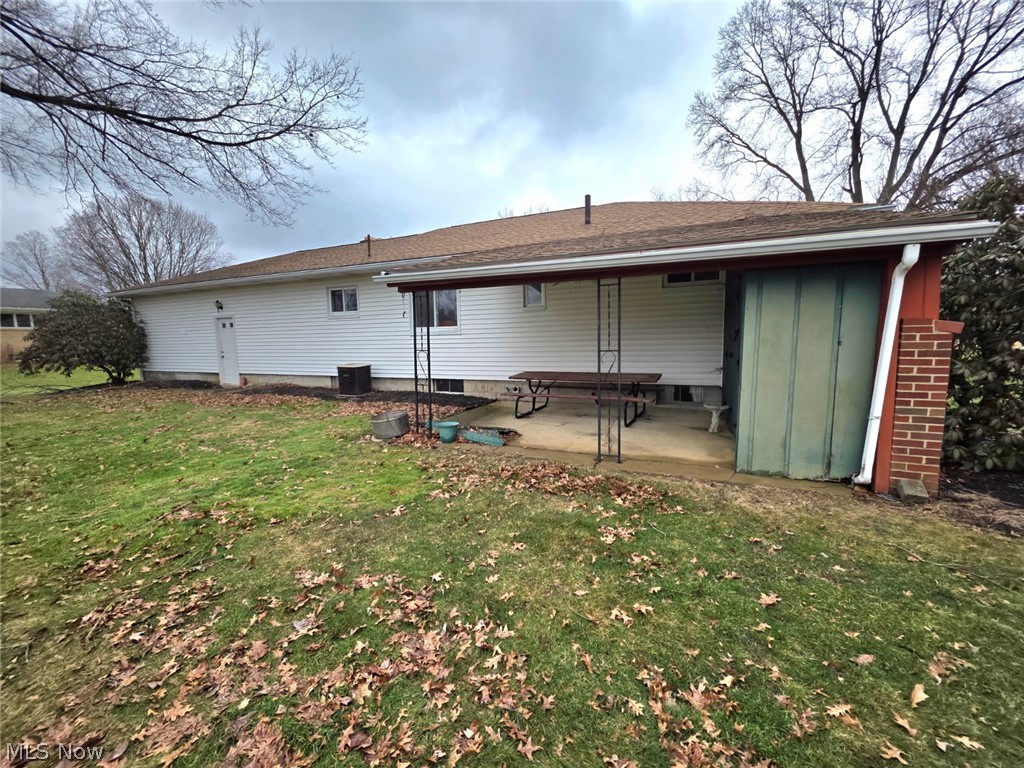 5007 Nelson Mosier Road Southington, OH 44470 - Photo 5 of 40 Gallery Image 5