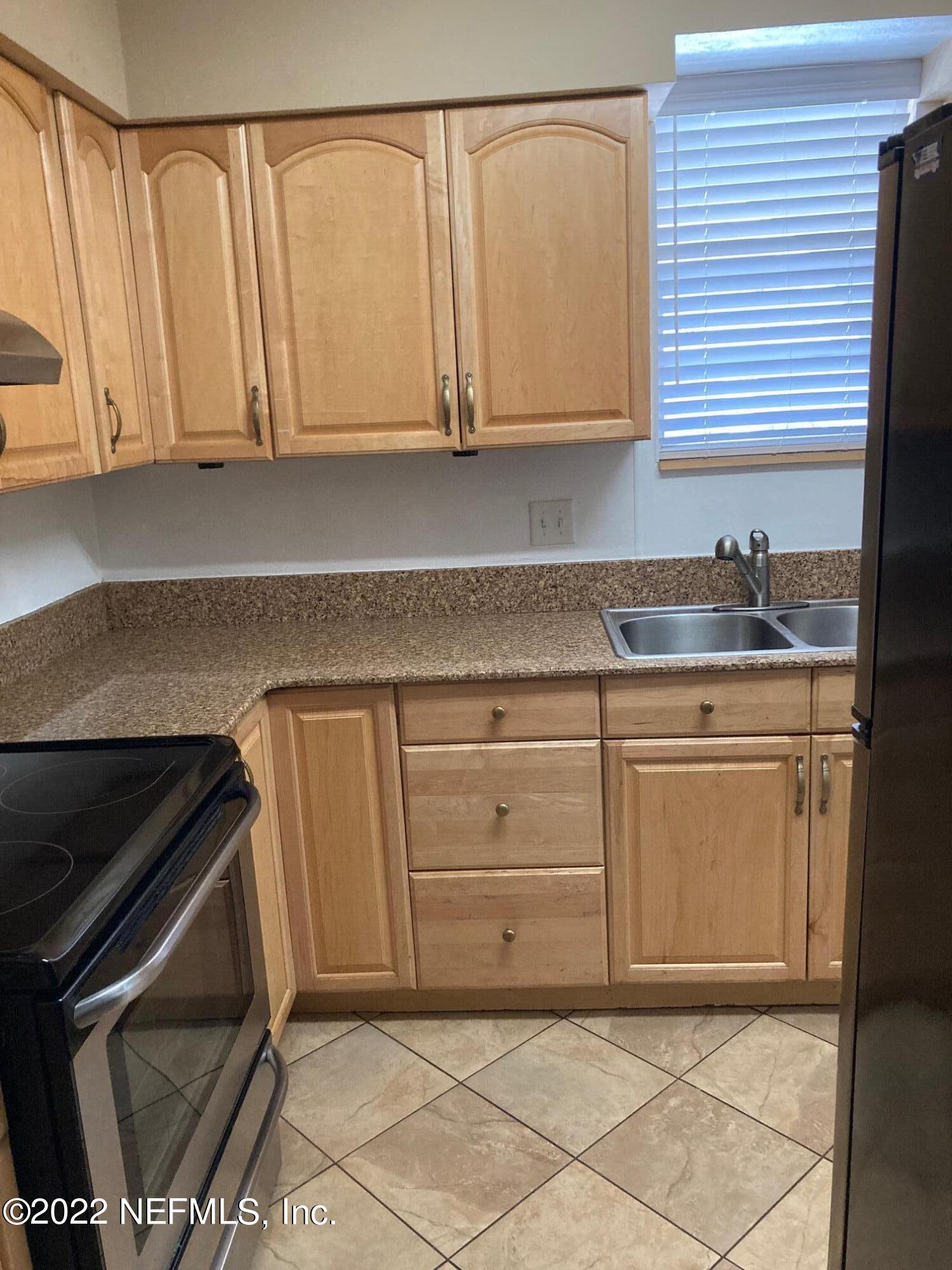 1644 El Camino Road, Unit 2 Jacksonville, FL 32216 - Photo 5 of 15 IMG_0235