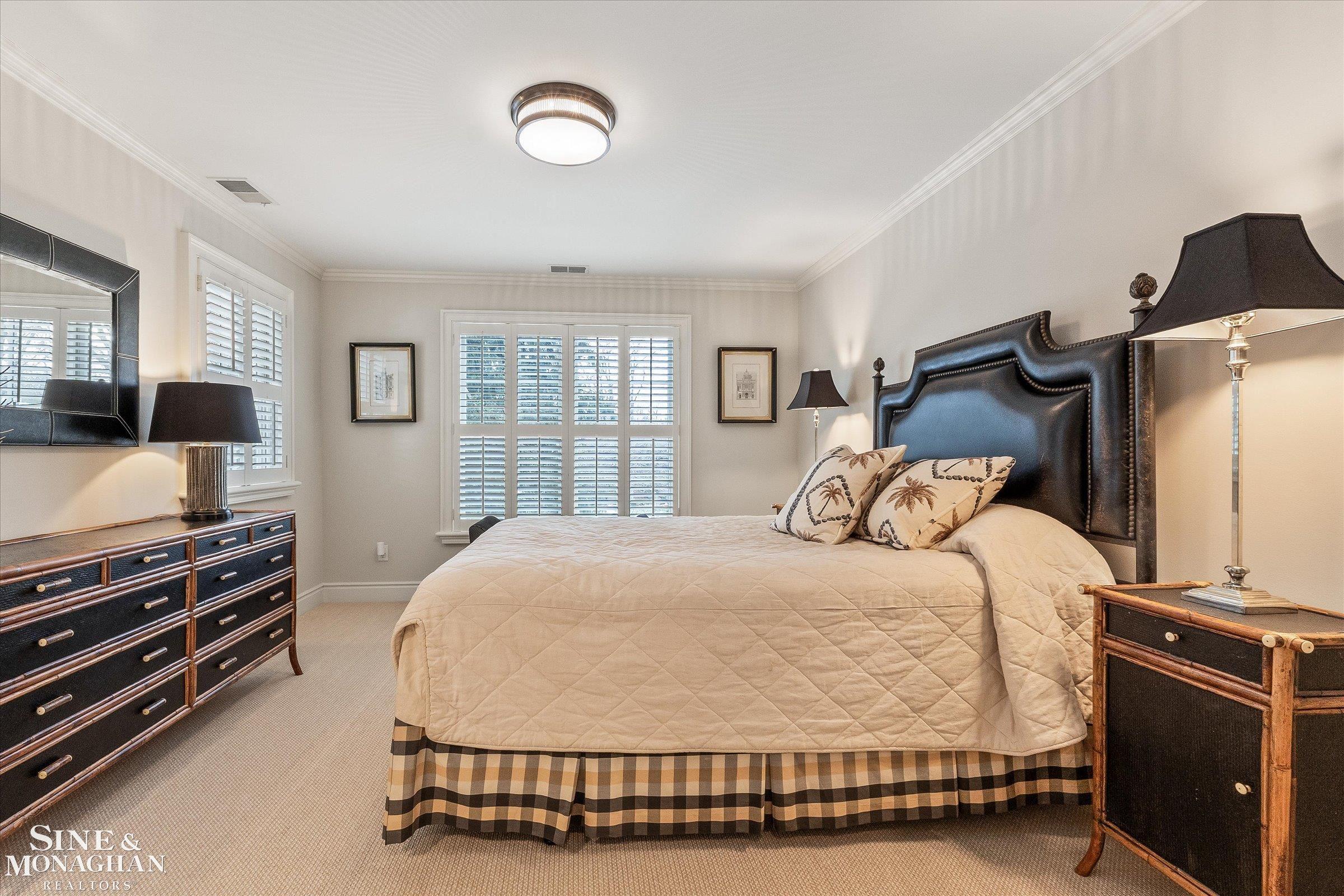 223 Cloverly Road Grosse Pointe, MI 48236 - Photo 35 of 64 50200265-1b81655f-73e6-4508-b909-67cdc01be092.JPG
