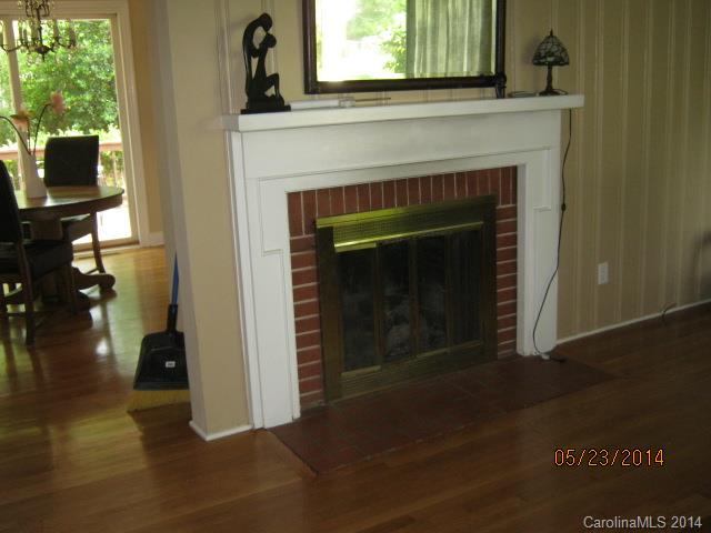 600 Lochridge Road Charlotte, NC 28209 - Photo 6 of 17