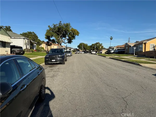$850,000 | 1917 Lohengrin Street, Los Angeles, CA 90047