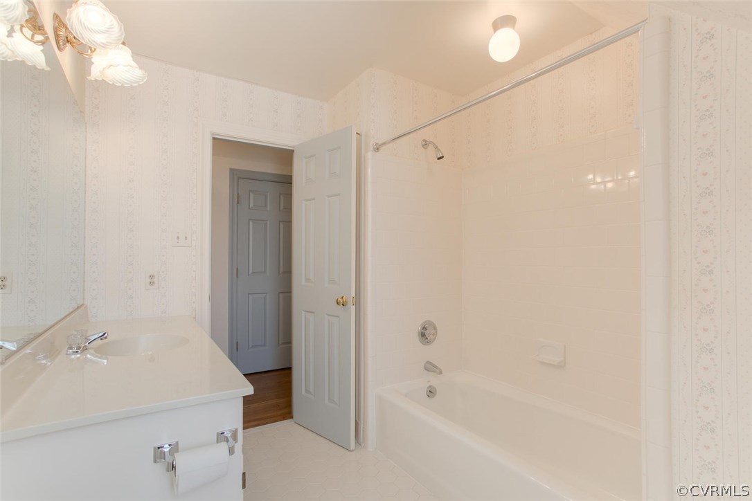 12040 Edenshire Road Chester, VA 23831 - Photo 34 of 50 Gallery Image 34