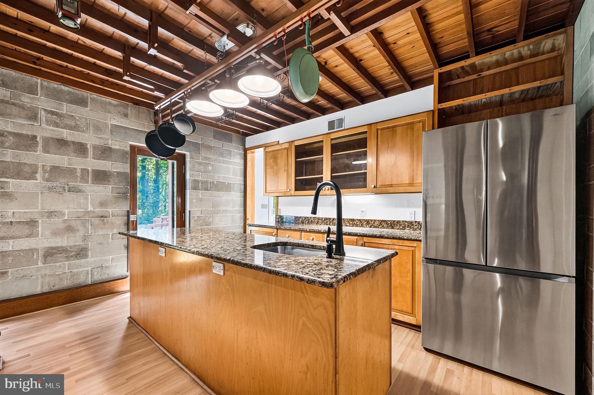 10817 Cross School Road Reston, VA 20191 - Photo 26 of 89 Kitchen