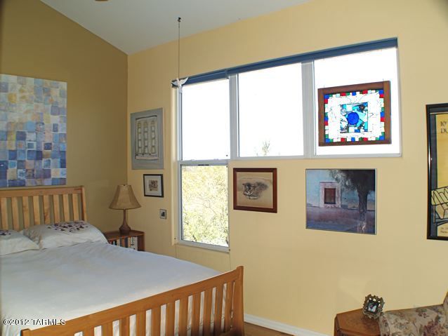 529 East Roger Road Tucson, AZ 85705 - Photo 17 of 49