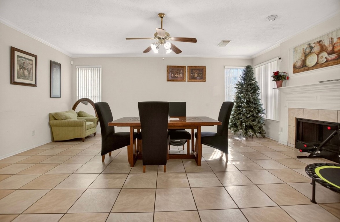 14731 Ridgechase Lane Houston, TX 77014 - Photo 5 of 29 a view of a livingroom with furniture and a window