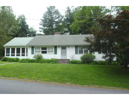 3 Crest Road Tewksbury, MA 01876 - Photo 1 of 6 Gallery Image 1