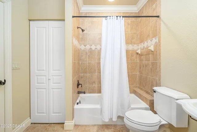 $2,745 | 5090 Riverside Drive, Unit 102, Port Orange, FL 32127