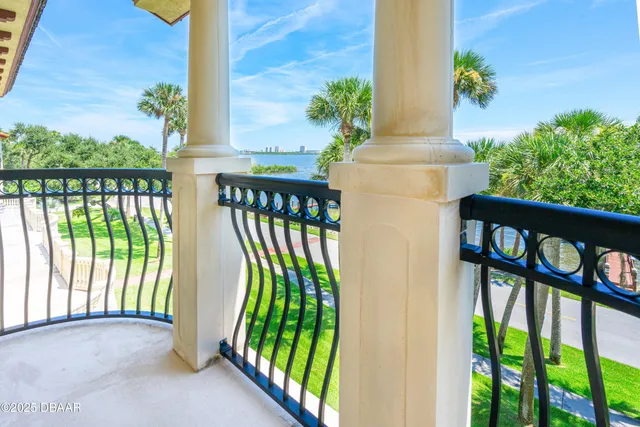 $2,745 | 5090 Riverside Drive, Unit 102, Port Orange, FL 32127