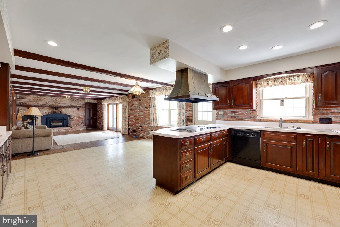 12712 Eldrid Place Silver Spring, MD 20904 - Photo 13 of 51