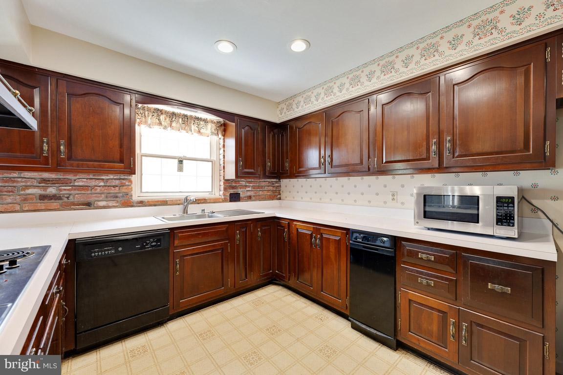 12712 Eldrid Place Silver Spring, MD 20904 - Photo 15 of 51