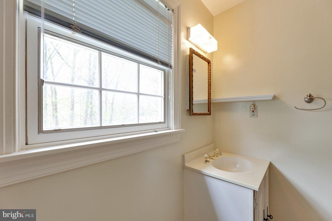12712 Eldrid Place Silver Spring, MD 20904 - Photo 30 of 51