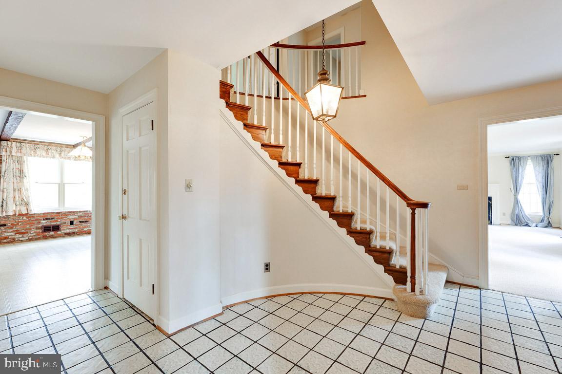 12712 Eldrid Place Silver Spring, MD 20904 - Photo 5 of 51