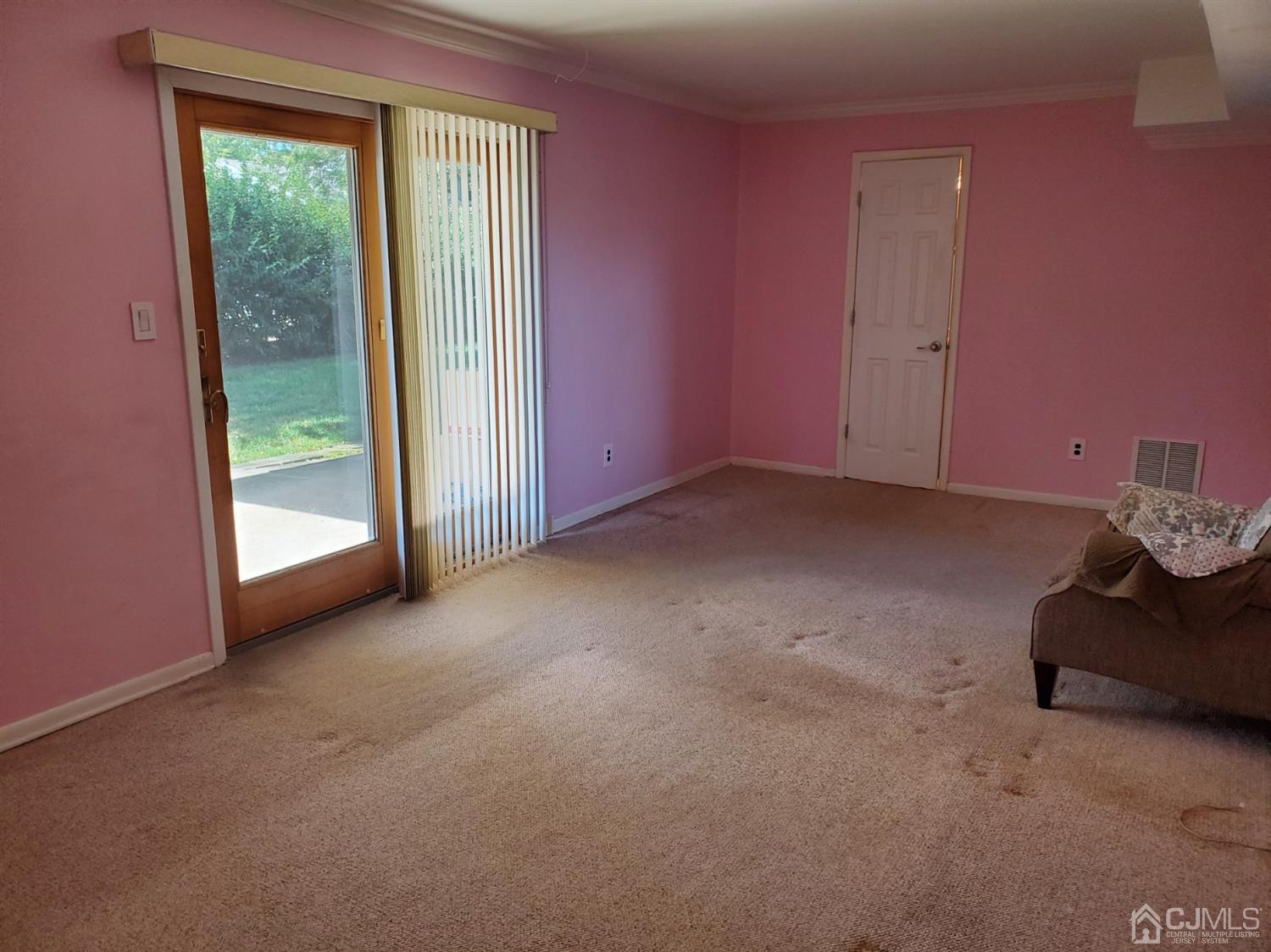 1232 Cherokee Road North Brunswick, NJ 08902 - Photo 11 of 22 Gallery Image 11