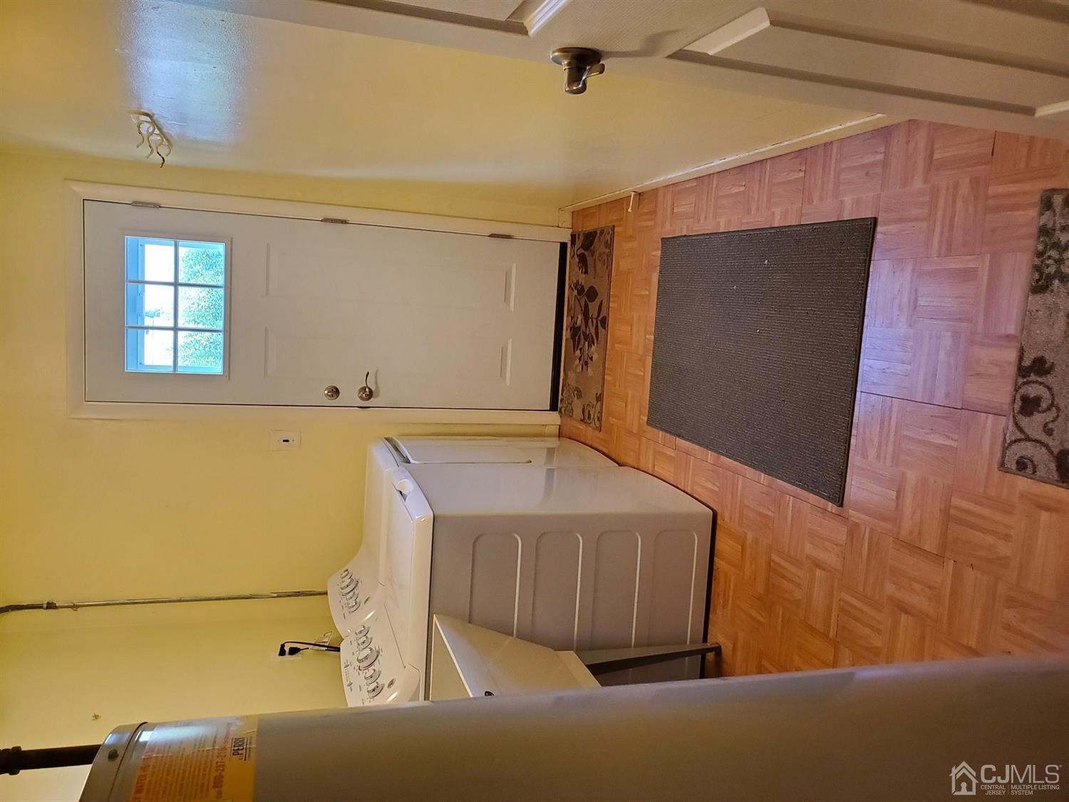 1232 Cherokee Road North Brunswick, NJ 08902 - Photo 19 of 22 Gallery Image 19