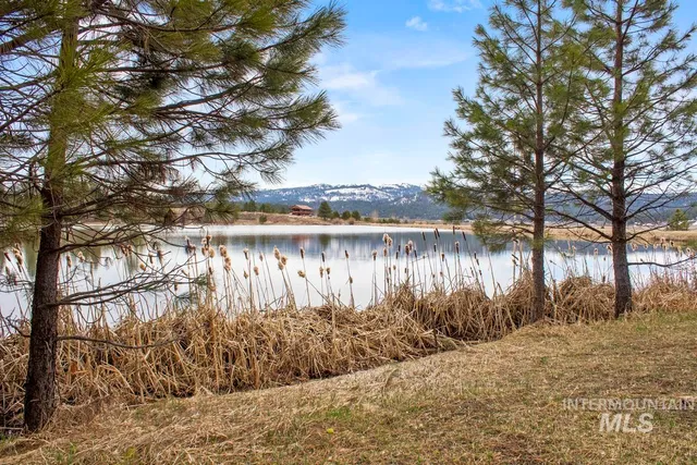 $214,950 | L1-b3 Opal Drive, Cascade, ID 83611