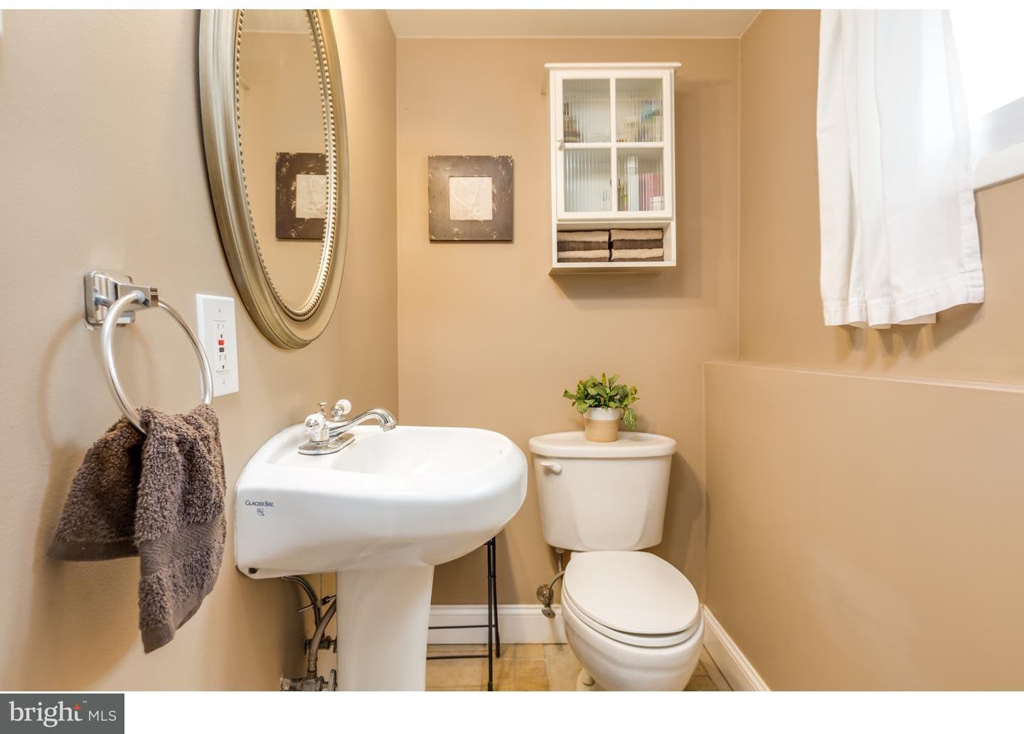 411 Yorkshire Road Cherry Hill, NJ 08034 - Photo 13 of 24