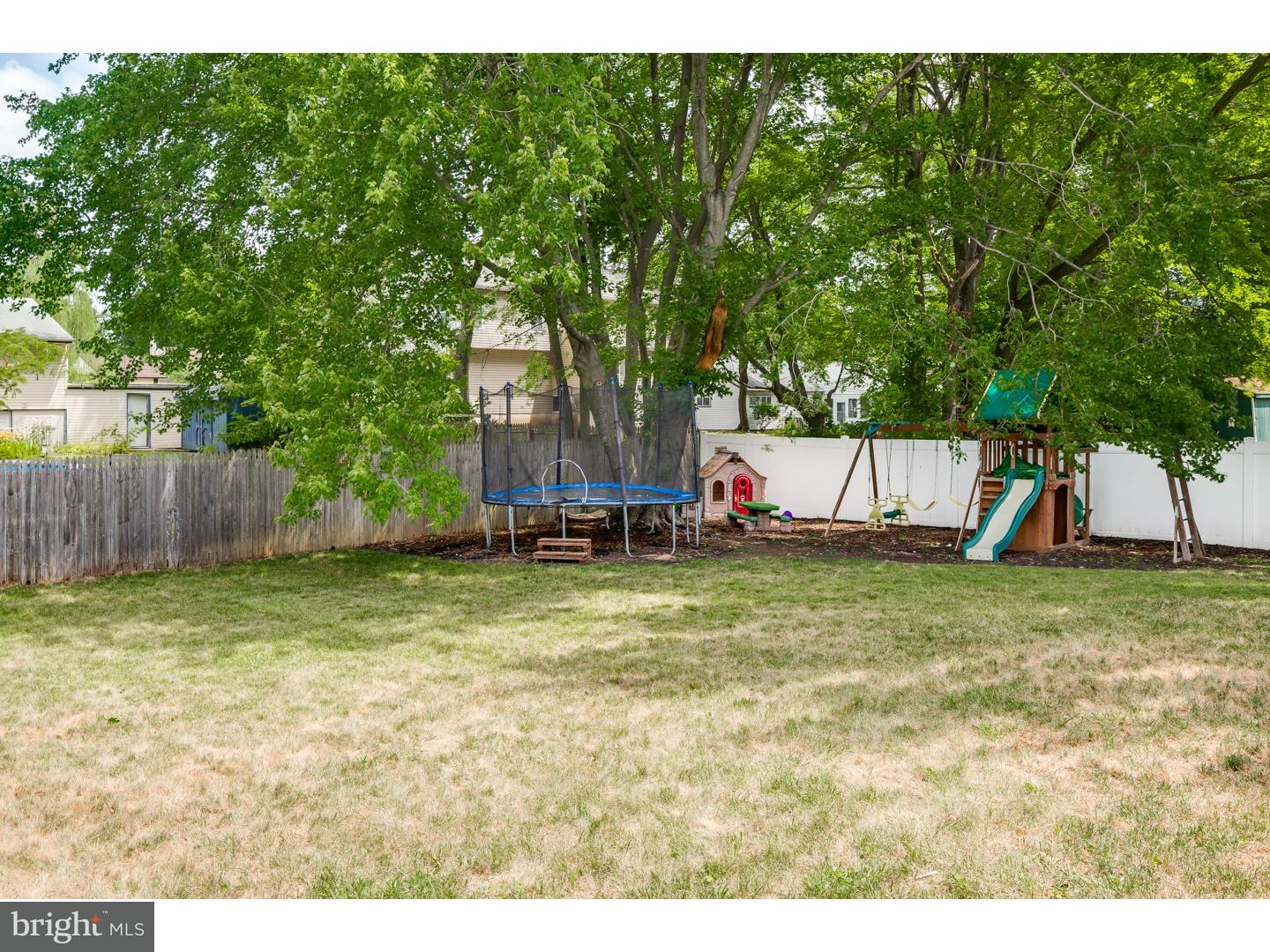 411 Yorkshire Road Cherry Hill, NJ 08034 - Photo 23 of 24