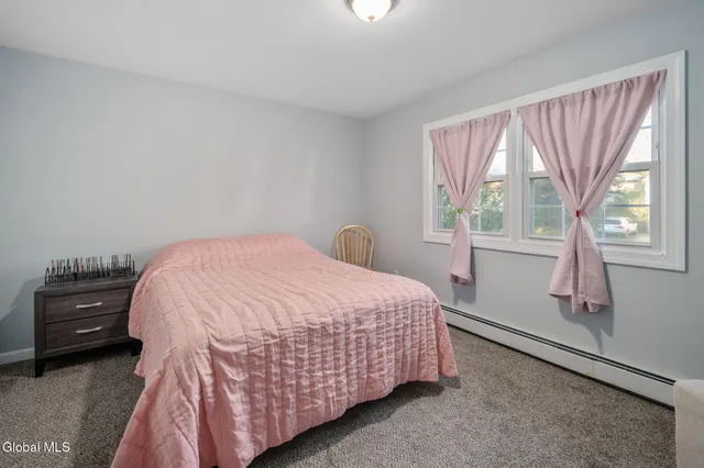 $299,900 | 6 Silver Berry Place, Albany, NY 12211