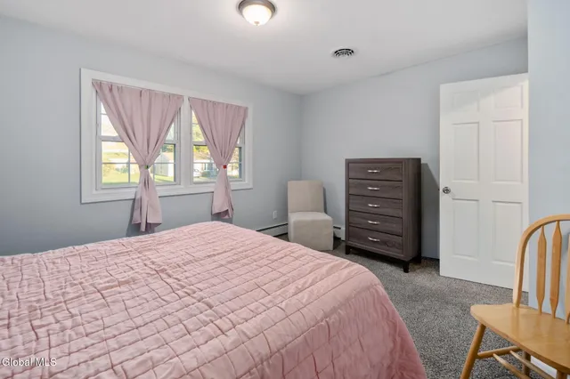 $299,900 | 6 Silver Berry Place, Albany, NY 12211