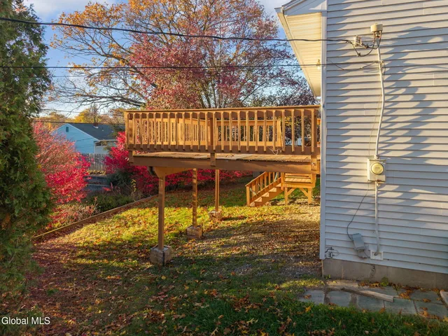 $299,900 | 6 Silver Berry Place, Albany, NY 12211