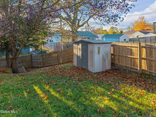 $299,900 | 6 Silver Berry Place, Albany, NY 12211