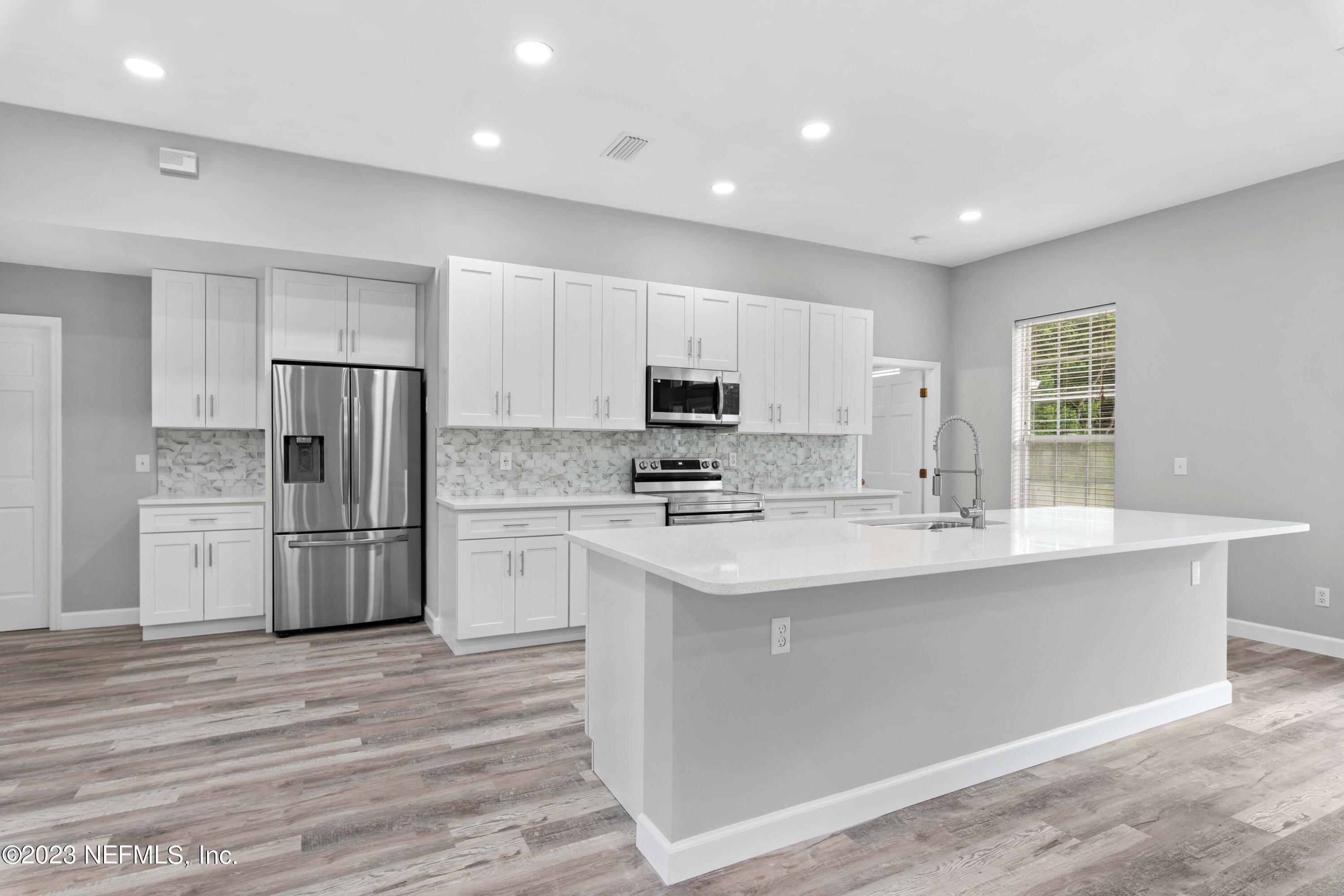 10777 Scott Mill Road Jacksonville, FL 32223 - Photo 10 of 28 8