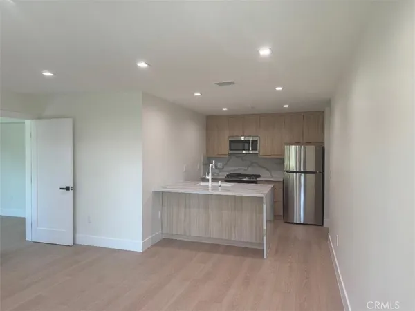 $4,500 | 2846 Fairmount Avenue, La Crescenta, CA 91214