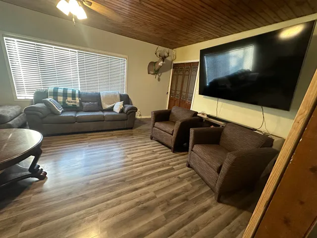 $239,900 | 207 8th Street, Brodhead, WI 53520