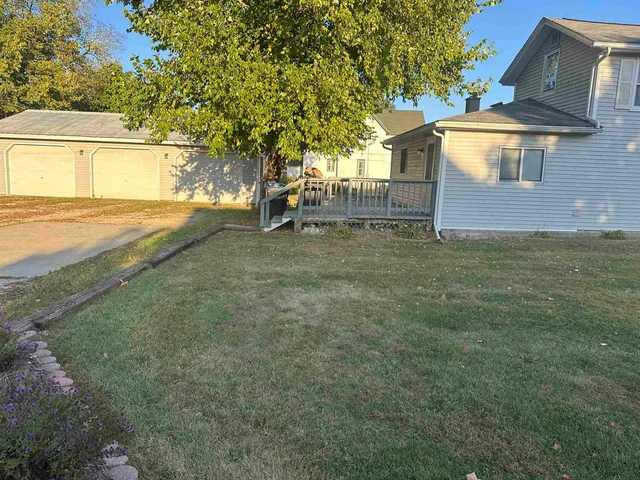 $239,900 | 207 8th Street, Brodhead, WI 53520