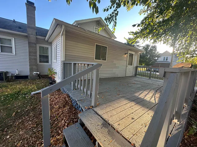 $239,900 | 207 8th Street, Brodhead, WI 53520