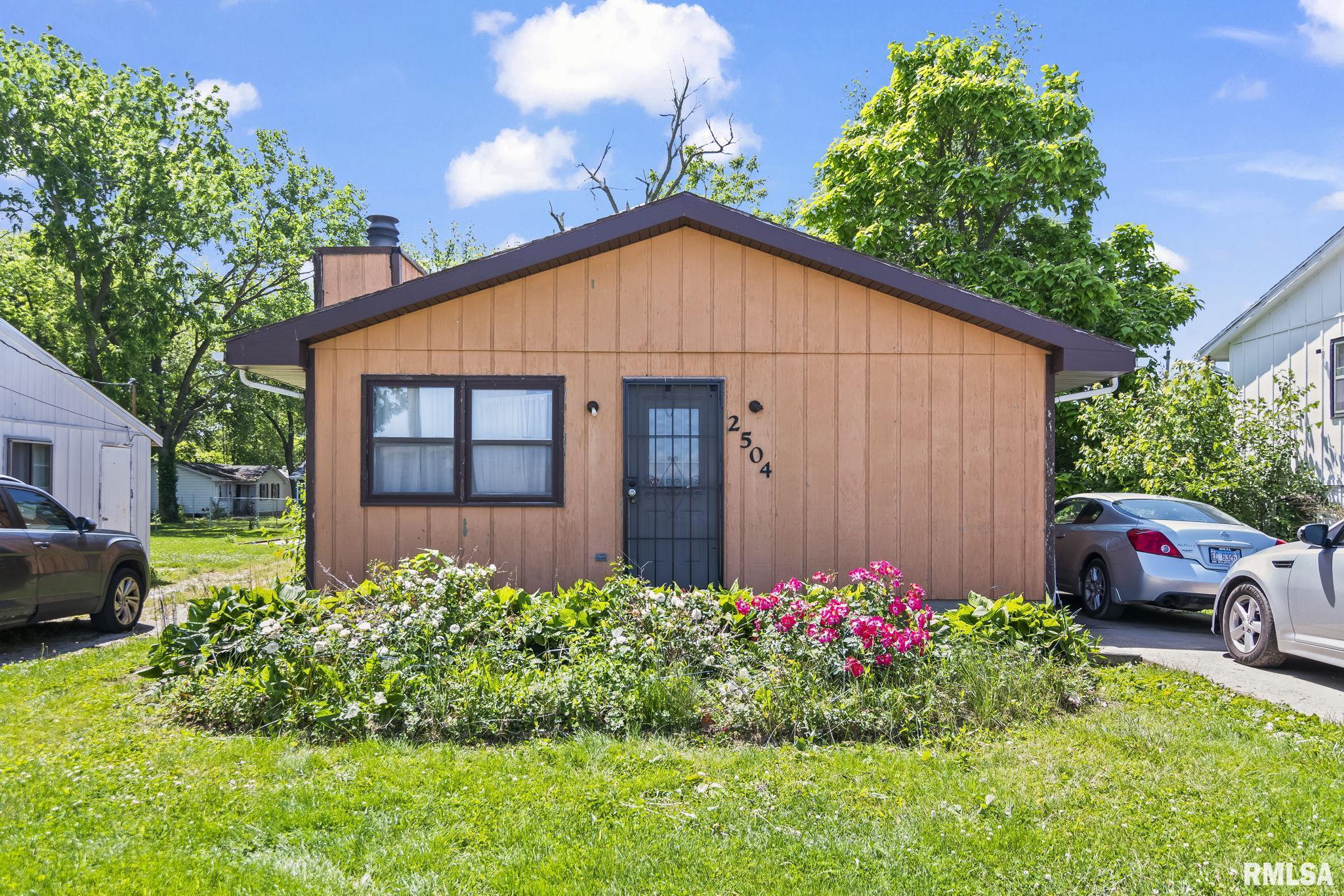 2504 East Laurel Street Springfield, IL 62703 - Photo 3 of 18 Gallery Image 3