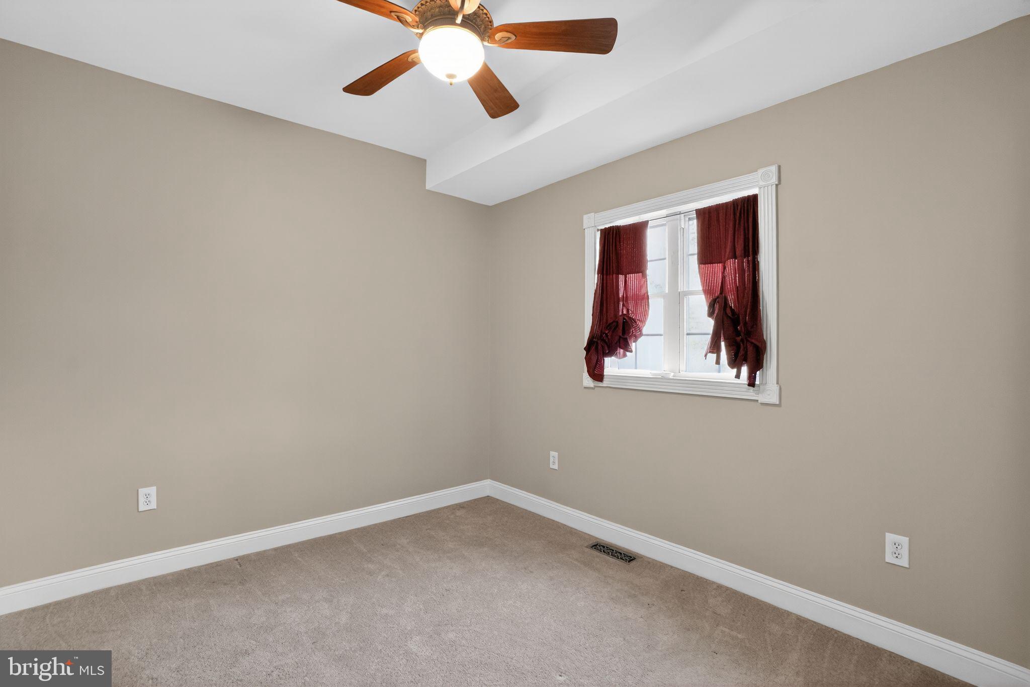 9260 Old Scaggsville Road Laurel, MD 20723 - Photo 17 of 61 4th Main Floor Bedroom