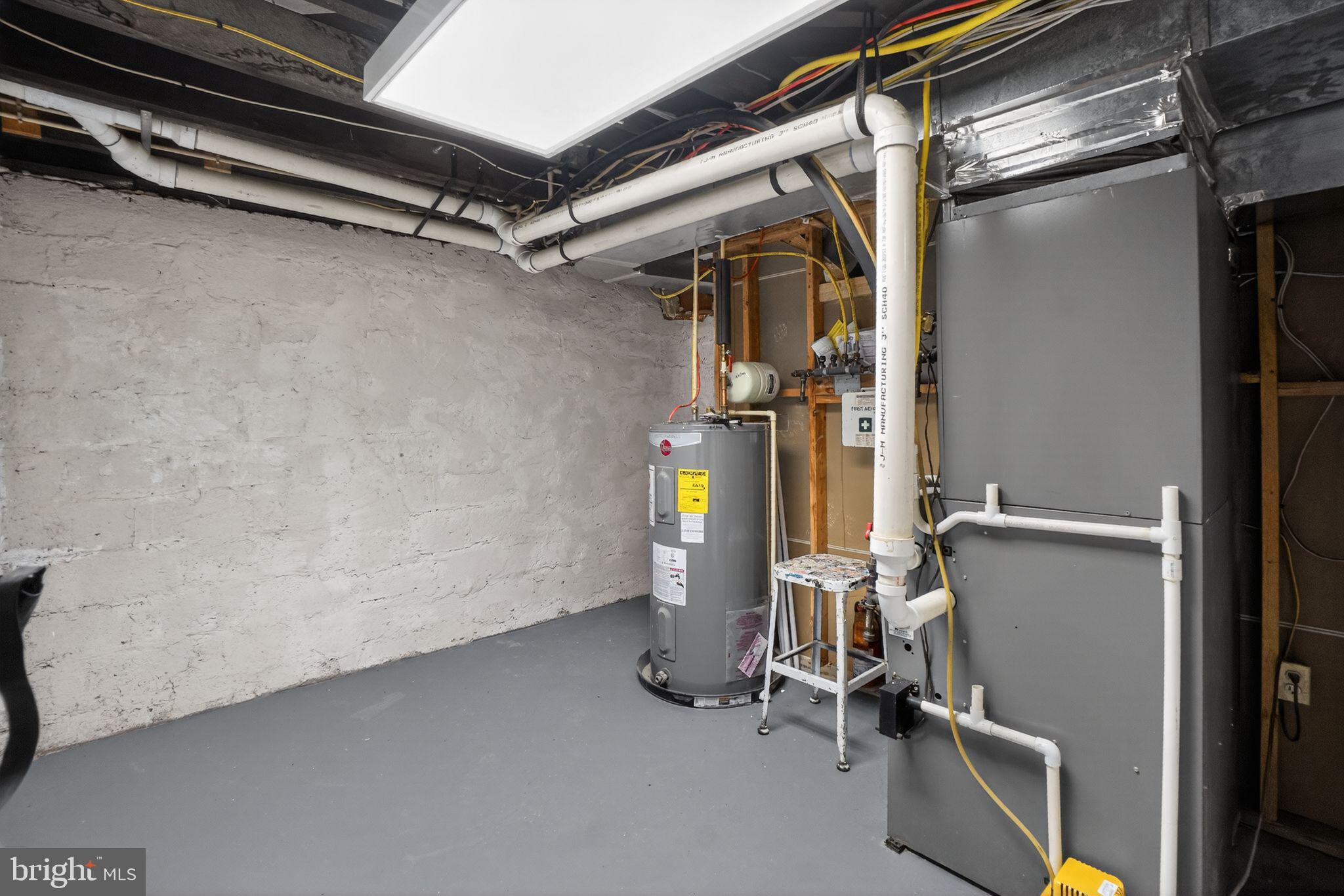 9260 Old Scaggsville Road Laurel, MD 20723 - Photo 46 of 61 Utility Room