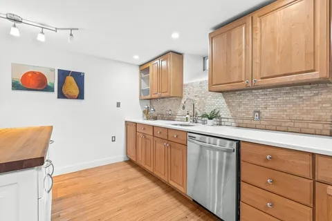 $2,100,000 | 30 Second Street, Cambridge, MA 02141