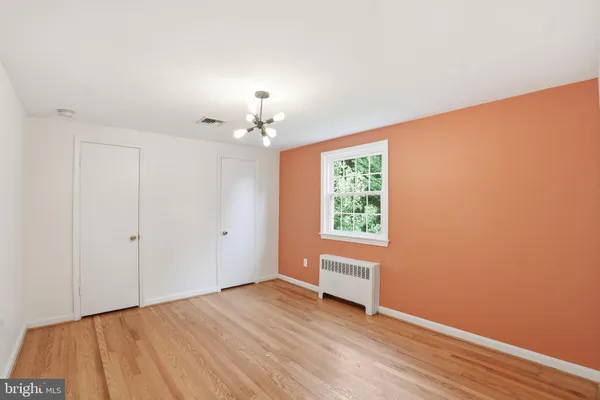 $4,300 | 2913 Cleave Drive, Falls Church, VA 22042