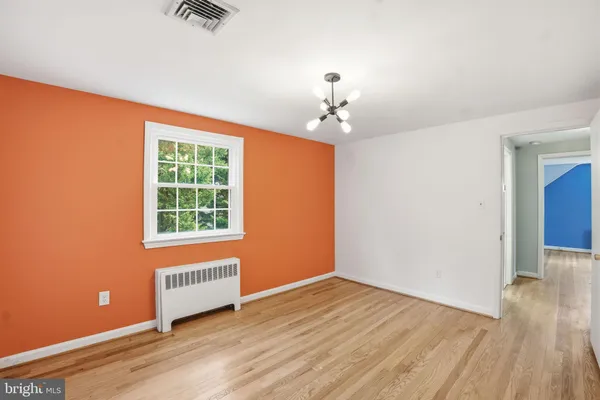 $4,300 | 2913 Cleave Drive, Falls Church, VA 22042