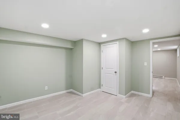 $4,300 | 2913 Cleave Drive, Falls Church, VA 22042