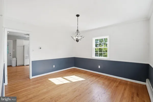 $4,300 | 2913 Cleave Drive, Falls Church, VA 22042