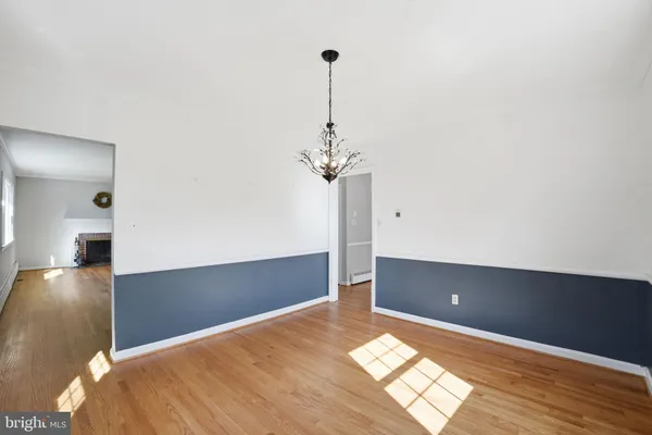 $4,300 | 2913 Cleave Drive, Falls Church, VA 22042