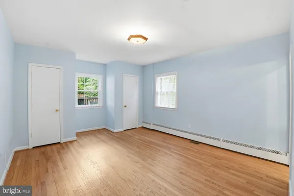 $4,300 | 2913 Cleave Drive, Falls Church, VA 22042