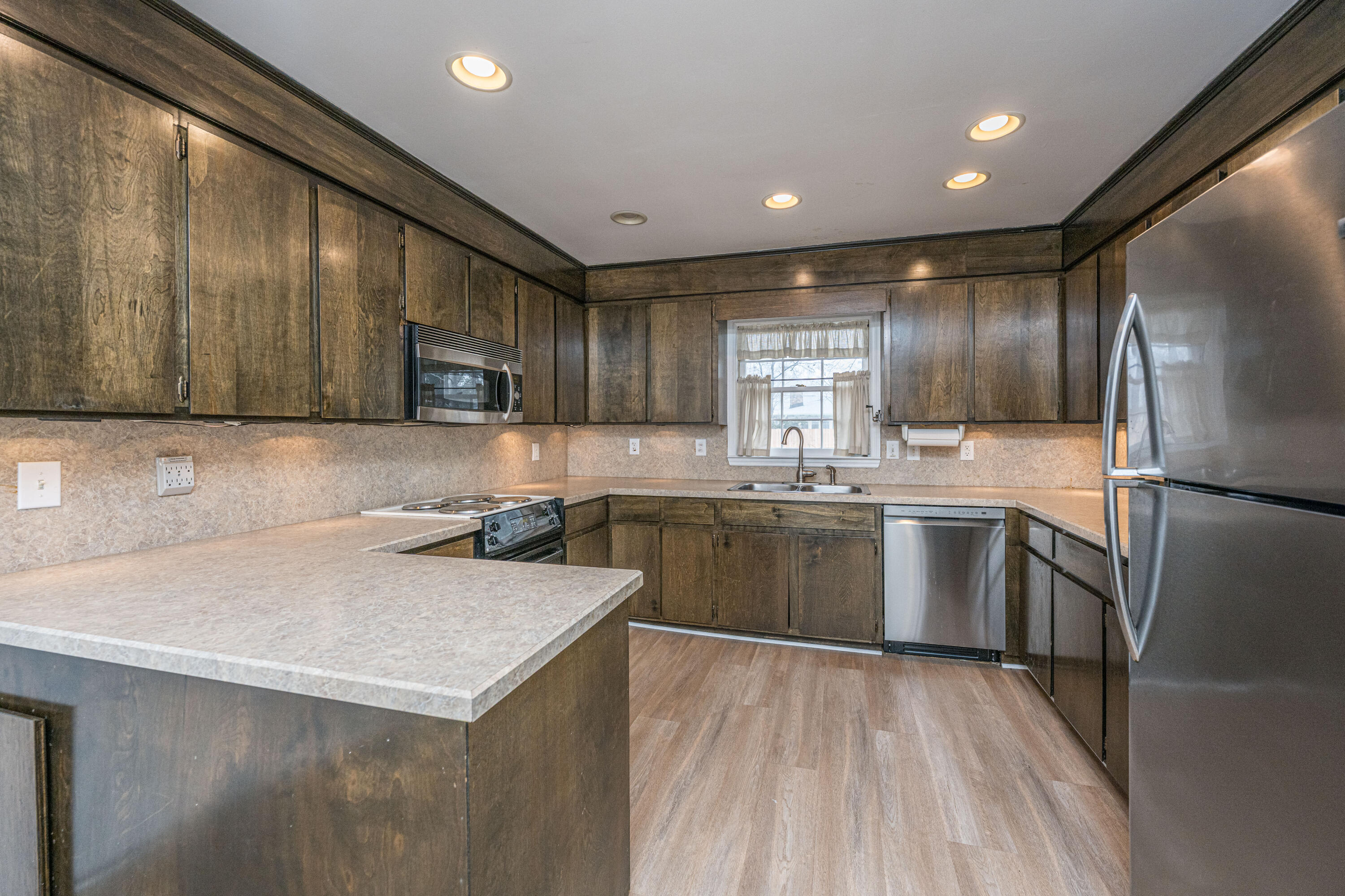 37 Milano Street Hanahan, SC 29410 - Photo 14 of 39 37MilanoSt016