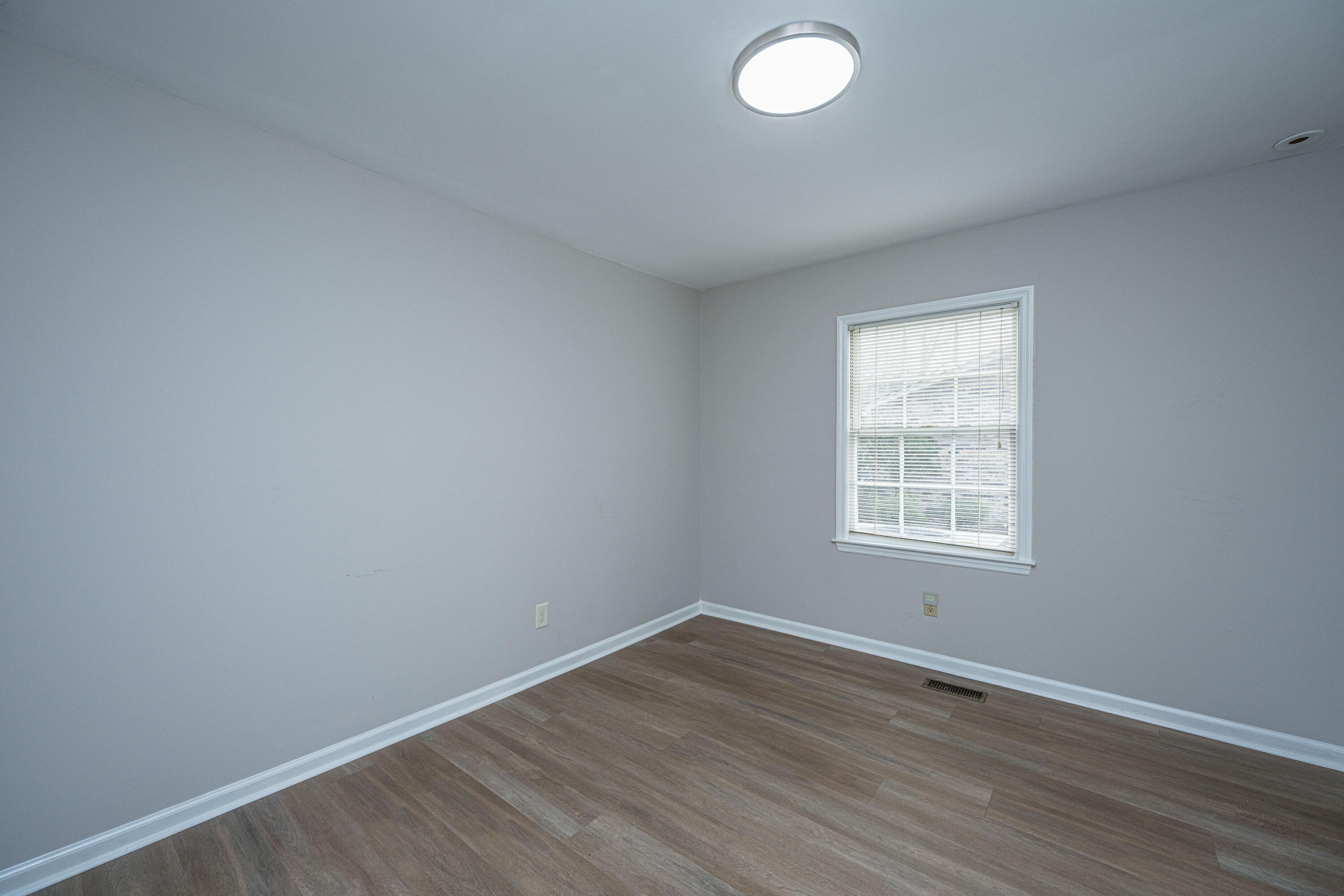 37 Milano Street Hanahan, SC 29410 - Photo 24 of 39 37MilanoSt026