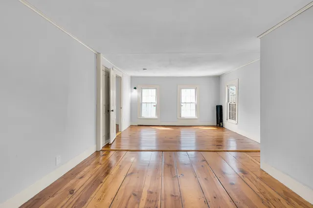 a view of livingroom with hardwood