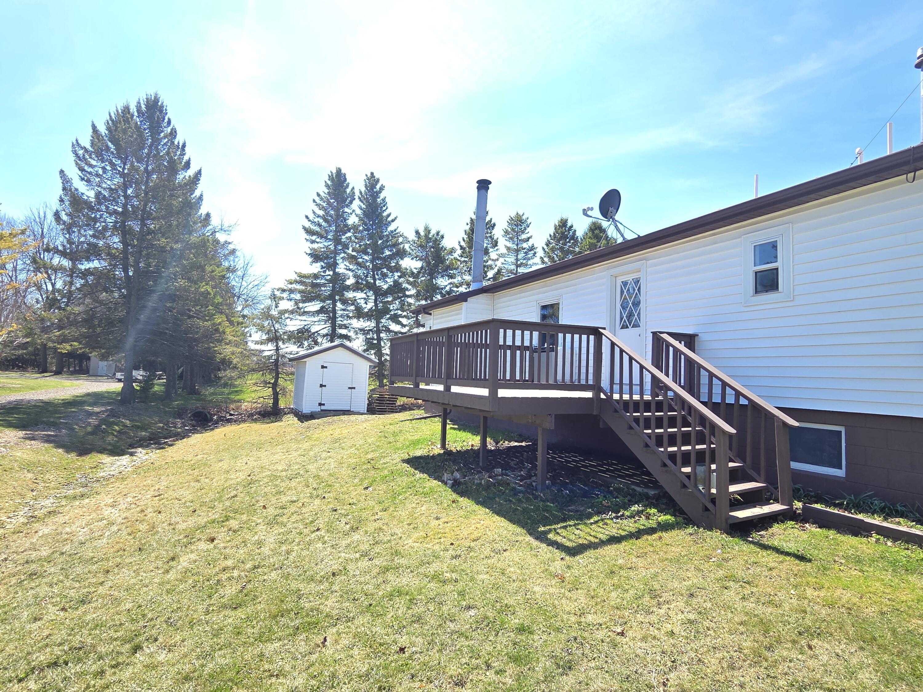 3015 Viebahn Street Manitowoc, WI 54220 - Photo 19 of 24 20260413_124705